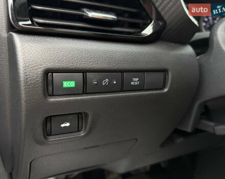 Черный Ниссан Сентра, объемом двигателя 2 л и пробегом 173 тыс. км за 13200 $, фото 19 на Automoto.ua