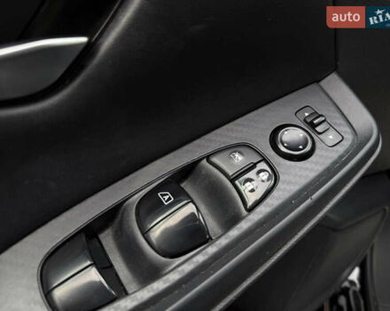 Черный Ниссан Сентра, объемом двигателя 2 л и пробегом 173 тыс. км за 13200 $, фото 20 на Automoto.ua