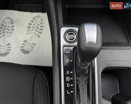 Черный Ниссан Сентра, объемом двигателя 2 л и пробегом 173 тыс. км за 13200 $, фото 18 на Automoto.ua