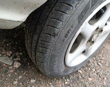 Серый Ниссан Сентра, объемом двигателя 1.6 л и пробегом 292 тыс. км за 2200 $, фото 19 на Automoto.ua