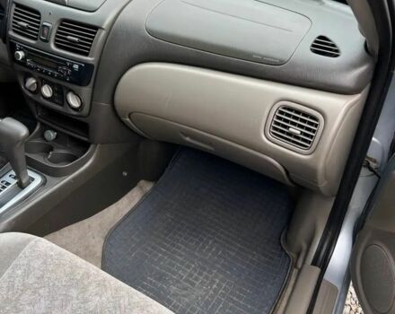 Серый Ниссан Сентра, объемом двигателя 0 л и пробегом 250 тыс. км за 2999 $, фото 5 на Automoto.ua