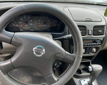 Серый Ниссан Сентра, объемом двигателя 0 л и пробегом 250 тыс. км за 2999 $, фото 2 на Automoto.ua