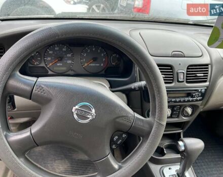 Серый Ниссан Сентра, объемом двигателя 1.77 л и пробегом 130 тыс. км за 3000 $, фото 7 на Automoto.ua
