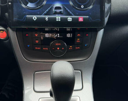 Серый Ниссан Сентра, объемом двигателя 1.6 л и пробегом 158 тыс. км за 9000 $, фото 3 на Automoto.ua