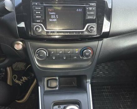 Сірий Ніссан Сентра, об'ємом двигуна 1.8 л та пробігом 156 тис. км за 8800 $, фото 9 на Automoto.ua