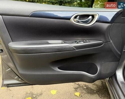 Ниссан Сентра 2017 в Киеве на Automoto.ua Серый Ниссан Сентра, объемом двигателя 1.8 л и пробегом 195 тыс. км за 12490 $, фото 8 на Automoto.ua