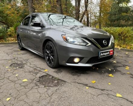 Ниссан Сентра 2017 в Киеве на Automoto.ua Серый Ниссан Сентра, объемом двигателя 1.8 л и пробегом 195 тыс. км за 12490 $, фото 2 на Automoto.ua