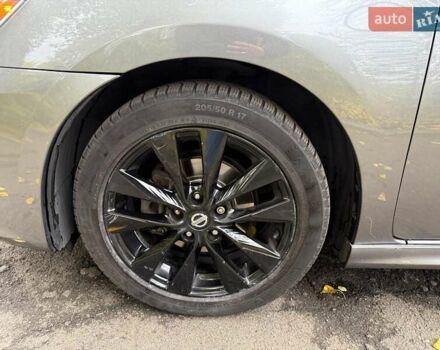 Ниссан Сентра 2017 в Киеве на Automoto.ua Серый Ниссан Сентра, объемом двигателя 1.8 л и пробегом 195 тыс. км за 12490 $, фото 10 на Automoto.ua