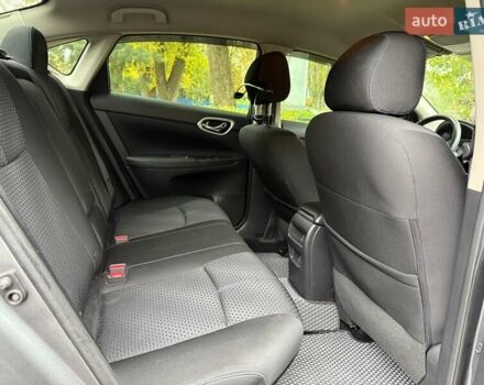 Ниссан Сентра 2017 в Киеве на Automoto.ua Серый Ниссан Сентра, объемом двигателя 1.8 л и пробегом 195 тыс. км за 12490 $, фото 18 на Automoto.ua