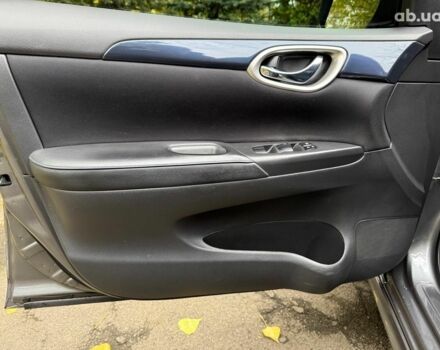 Ниссан Сентра 2017 в Киеве на Automoto.ua Серый Ниссан Сентра, объемом двигателя 1.8 л и пробегом 195 тыс. км за 12490 $, фото 10 на Automoto.ua