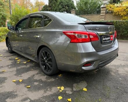 Ниссан Сентра 2017 в Киеве на Automoto.ua Серый Ниссан Сентра, объемом двигателя 1.8 л и пробегом 195 тыс. км за 12490 $, фото 7 на Automoto.ua