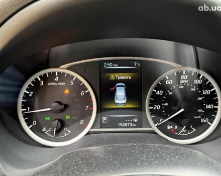 Ниссан Сентра 2017 в Киеве на Automoto.ua Серый Ниссан Сентра, объемом двигателя 1.8 л и пробегом 195 тыс. км за 12490 $, фото 13 на Automoto.ua