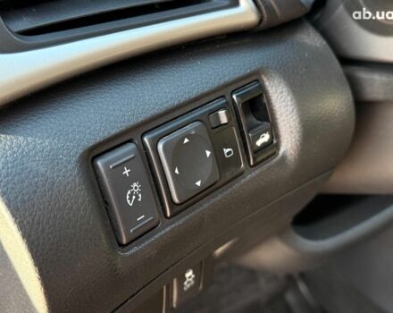 Серый Ниссан Сентра, объемом двигателя 1.8 л и пробегом 107 тыс. км за 10590 $, фото 14 на Automoto.ua