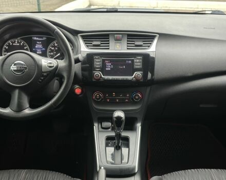 Ниссан Сентра 2017 в Киеве на Automoto.ua Синий Ниссан Сентра, объемом двигателя 1.8 л и пробегом 128 тыс. км за 9600 $, фото 11 на Automoto.ua
