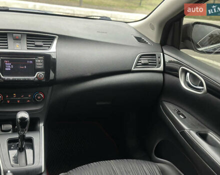 Ниссан Сентра 2017 в Киеве на Automoto.ua Синий Ниссан Сентра, объемом двигателя 1.8 л и пробегом 128 тыс. км за 9600 $, фото 21 на Automoto.ua