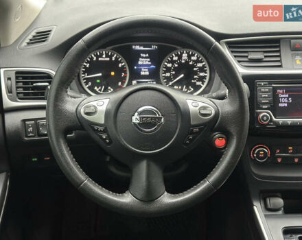 Ниссан Сентра 2017 в Киеве на Automoto.ua Синий Ниссан Сентра, объемом двигателя 1.8 л и пробегом 128 тыс. км за 9600 $, фото 22 на Automoto.ua