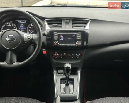Ниссан Сентра 2017 в Киеве на Automoto.ua Синий Ниссан Сентра, объемом двигателя 1.8 л и пробегом 128 тыс. км за 9600 $, фото 20 на Automoto.ua