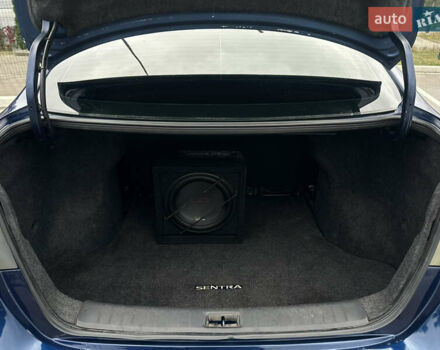 Ниссан Сентра 2017 в Киеве на Automoto.ua Синий Ниссан Сентра, объемом двигателя 1.8 л и пробегом 128 тыс. км за 9600 $, фото 32 на Automoto.ua
