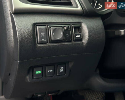 Синий Ниссан Сентра, объемом двигателя 1.8 л и пробегом 128 тыс. км за 8900 $, фото 31 на Automoto.ua