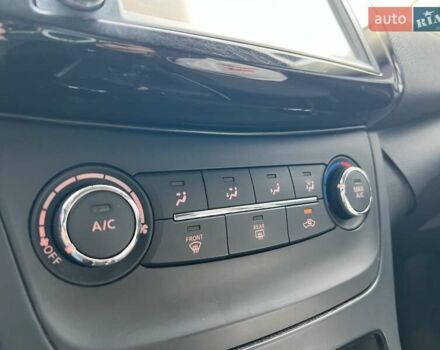Синій Ніссан Сентра, об'ємом двигуна 1.8 л та пробігом 130 тис. км за 12500 $, фото 33 на Automoto.ua