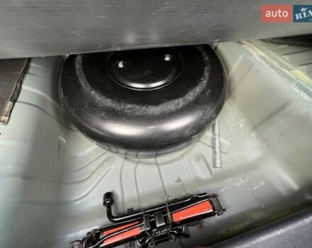 Синій Ніссан Сентра, об'ємом двигуна 1.8 л та пробігом 130 тис. км за 12500 $, фото 49 на Automoto.ua