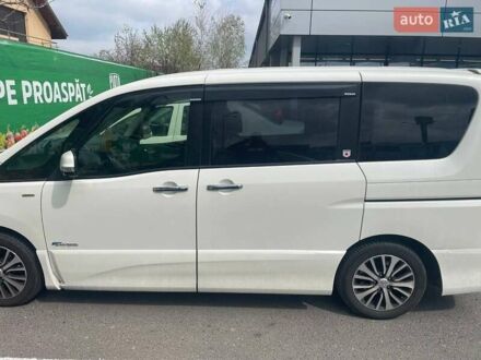 Ниссан Серена 2014 в Измаиле на Automoto.ua Белый Ниссан Серена, объемом двигателя 2 л и пробегом 260 тыс. км за 9438 $, фото 1 на Automoto.ua