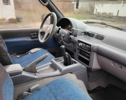 Чорний Ніссан Сєрєна, об'ємом двигуна 2.3 л та пробігом 300 тис. км за 1700 $, фото 7 на Automoto.ua