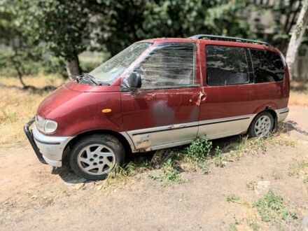 Ниссан Серена 1997 в Николаеве на Automoto.ua Красный Ниссан Серена, объемом двигателя 1.6 л и пробегом 2 тыс. км за 999 $, фото 1 на Automoto.ua
