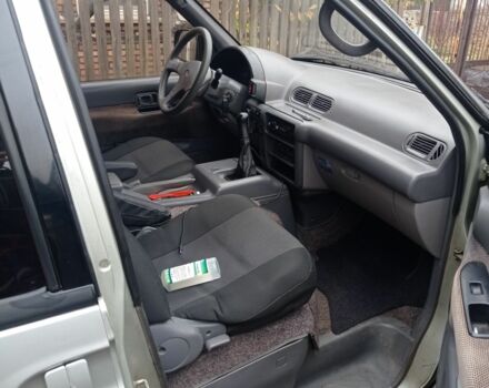 Сірий Ніссан Сєрєна, об'ємом двигуна 2 л та пробігом 300 тис. км за 4000 $, фото 4 на Automoto.ua