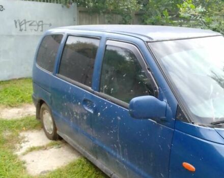 Синий Ниссан Серена, объемом двигателя 2.3 л и пробегом 320 тыс. км за 2200 $, фото 2 на Automoto.ua