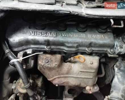 Синий Ниссан Серена, объемом двигателя 1.6 л и пробегом 250 тыс. км за 2000 $, фото 12 на Automoto.ua