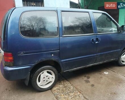 Синий Ниссан Серена, объемом двигателя 1.6 л и пробегом 250 тыс. км за 2000 $, фото 3 на Automoto.ua