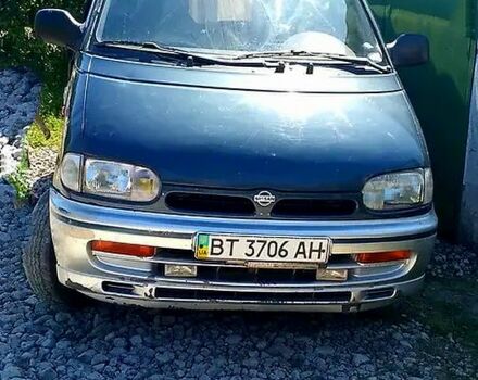 Синий Ниссан Серена, объемом двигателя 2 л и пробегом 75 тыс. км за 2000 $, фото 1 на Automoto.ua