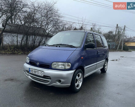 Синий Ниссан Серена, объемом двигателя 2 л и пробегом 209 тыс. км за 3500 $, фото 1 на Automoto.ua