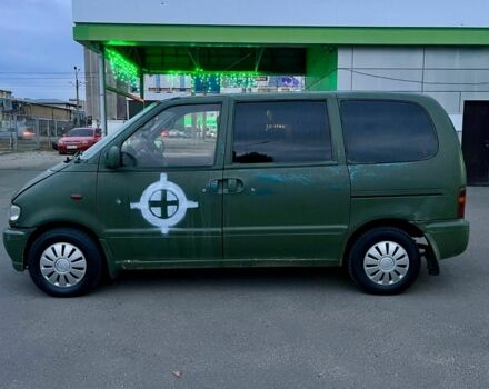 Зелений Ніссан Сєрєна, об'ємом двигуна 2 л та пробігом 350 тис. км за 599 $, фото 3 на Automoto.ua