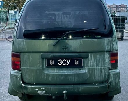 Зелений Ніссан Сєрєна, об'ємом двигуна 2 л та пробігом 350 тис. км за 599 $, фото 5 на Automoto.ua