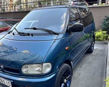 Зелений Ніссан Сєрєна, об'ємом двигуна 2 л та пробігом 140 тис. км за 3300 $, фото 2 на Automoto.ua