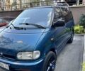 Зелений Ніссан Сєрєна, об'ємом двигуна 2 л та пробігом 140 тис. км за 3300 $, фото 2 на Automoto.ua