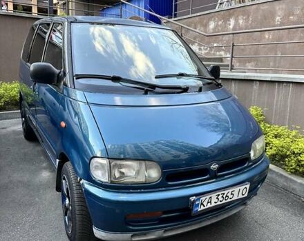 Зелений Ніссан Сєрєна, об'ємом двигуна 2 л та пробігом 140 тис. км за 3300 $, фото 1 на Automoto.ua