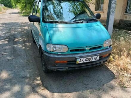 Зелений Ніссан Сєрєна, об'ємом двигуна 0 л та пробігом 300 тис. км за 1000 $, фото 1 на Automoto.ua