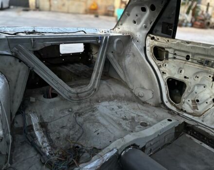 Білий Ніссан Скайлайн, об'ємом двигуна 2 л та пробігом 1 тис. км за 2000 $, фото 12 на Automoto.ua