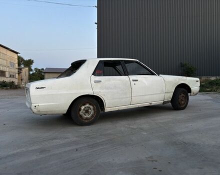 Білий Ніссан Скайлайн, об'ємом двигуна 2 л та пробігом 1 тис. км за 2000 $, фото 1 на Automoto.ua