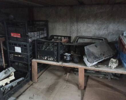 Белый Ниссан Скайлайн, объемом двигателя 1.8 л и пробегом 99 тыс. км за 1500 $, фото 17 на Automoto.ua