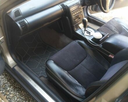 Бежевый Ниссан Скайлайн, объемом двигателя 2.5 л и пробегом 190 тыс. км за 2500 $, фото 8 на Automoto.ua