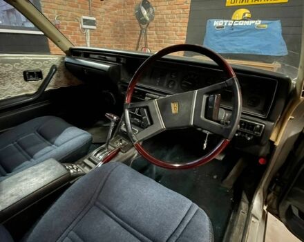 Серый Ниссан Скайлайн, объемом двигателя 2 л и пробегом 120 тыс. км за 30000 $, фото 7 на Automoto.ua