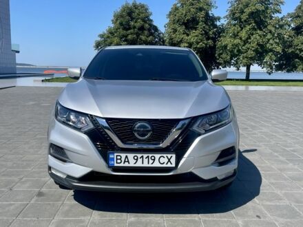 Сірий Ніссан Спортс, об'ємом двигуна 2 л та пробігом 142 тис. км за 16500 $, фото 1 на Automoto.ua