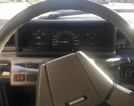 Синий Ниссан Станза, объемом двигателя 1.8 л и пробегом 214 тыс. км за 500 $, фото 6 на Automoto.ua