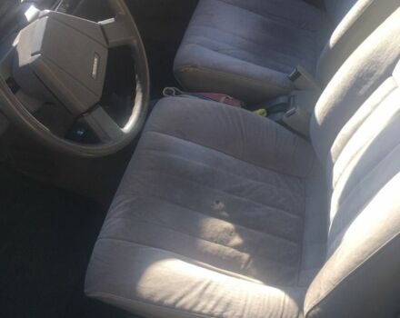 Синий Ниссан Станза, объемом двигателя 1.8 л и пробегом 214 тыс. км за 500 $, фото 4 на Automoto.ua