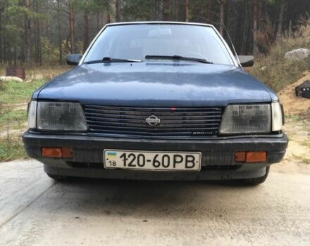 Синий Ниссан Станза, объемом двигателя 1.8 л и пробегом 214 тыс. км за 500 $, фото 2 на Automoto.ua