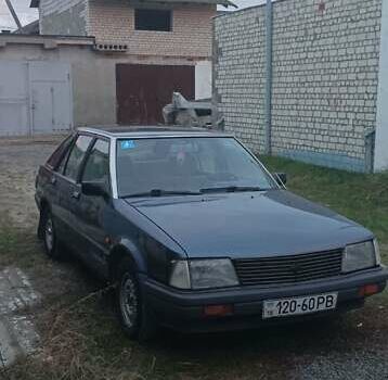 Синій Ніссан Станза, об'ємом двигуна 1.8 л та пробігом 217 тис. км за 1100 $, фото 8 на Automoto.ua